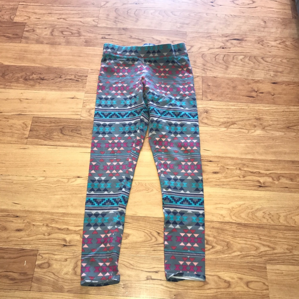 American Eagle geometric print leggings